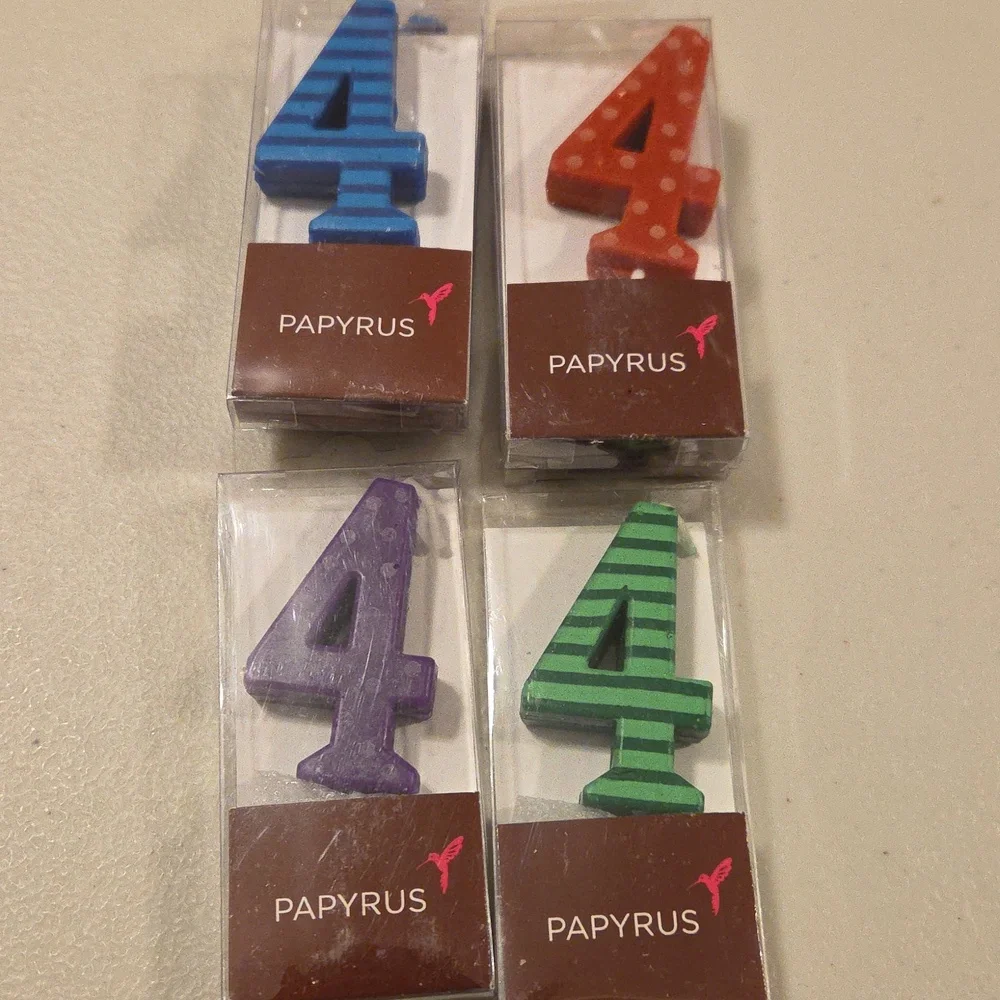 PAPYRUS New #4 Celebration Candles